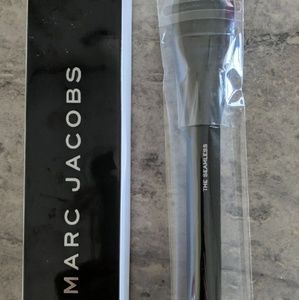 Marc Jacobs Brush